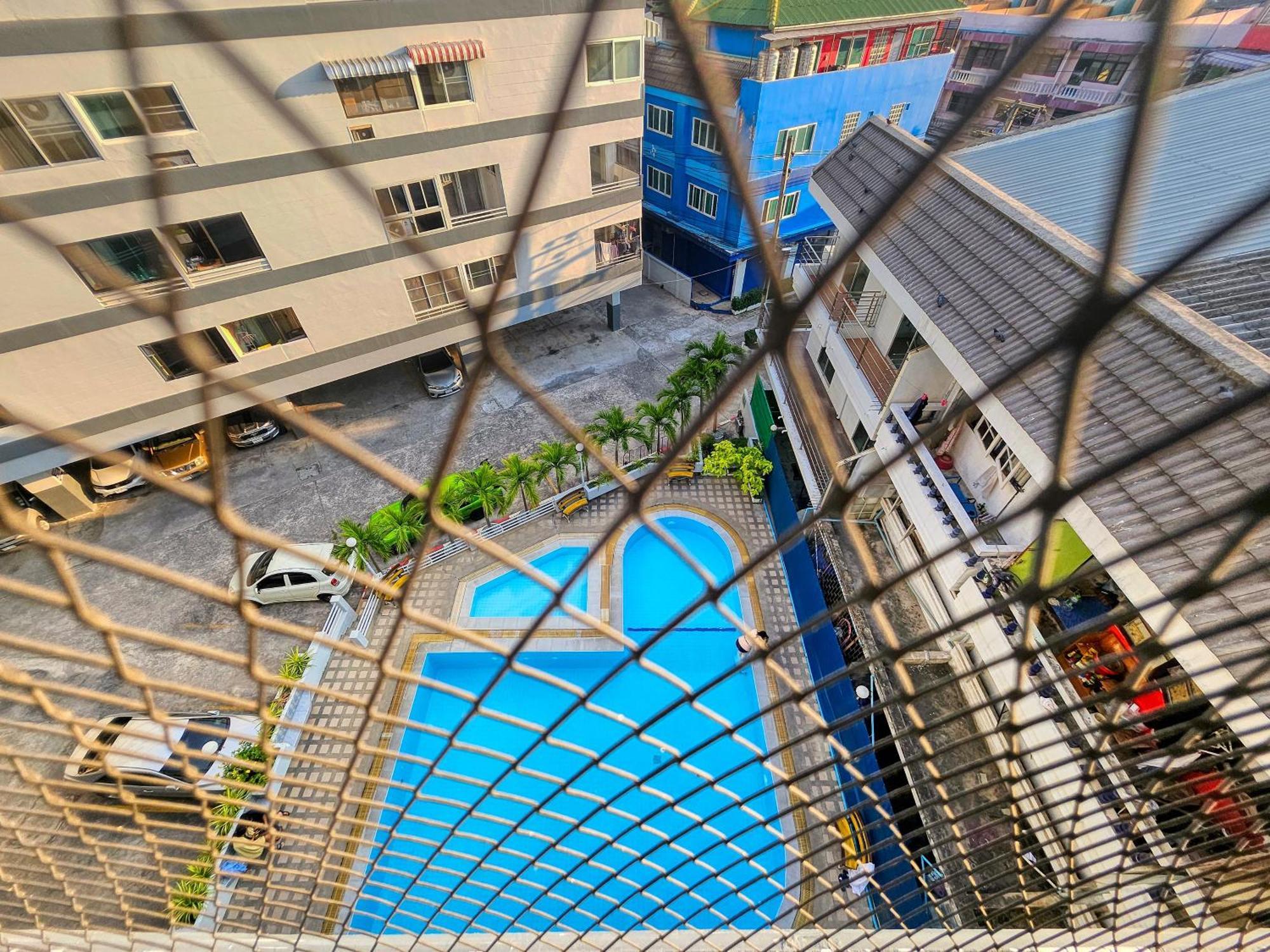 Hagone-Condotel Pattaya Exteriör bild